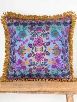 Bungalow Pillow - Border Folk Garden
