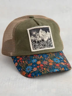 Canvas Trucker Hat - Mountains