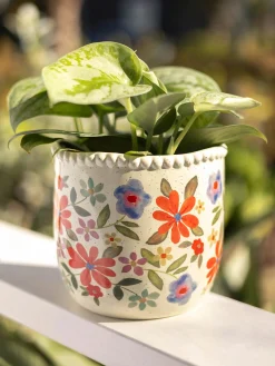 Catalina Planter - Cream Folk Flower