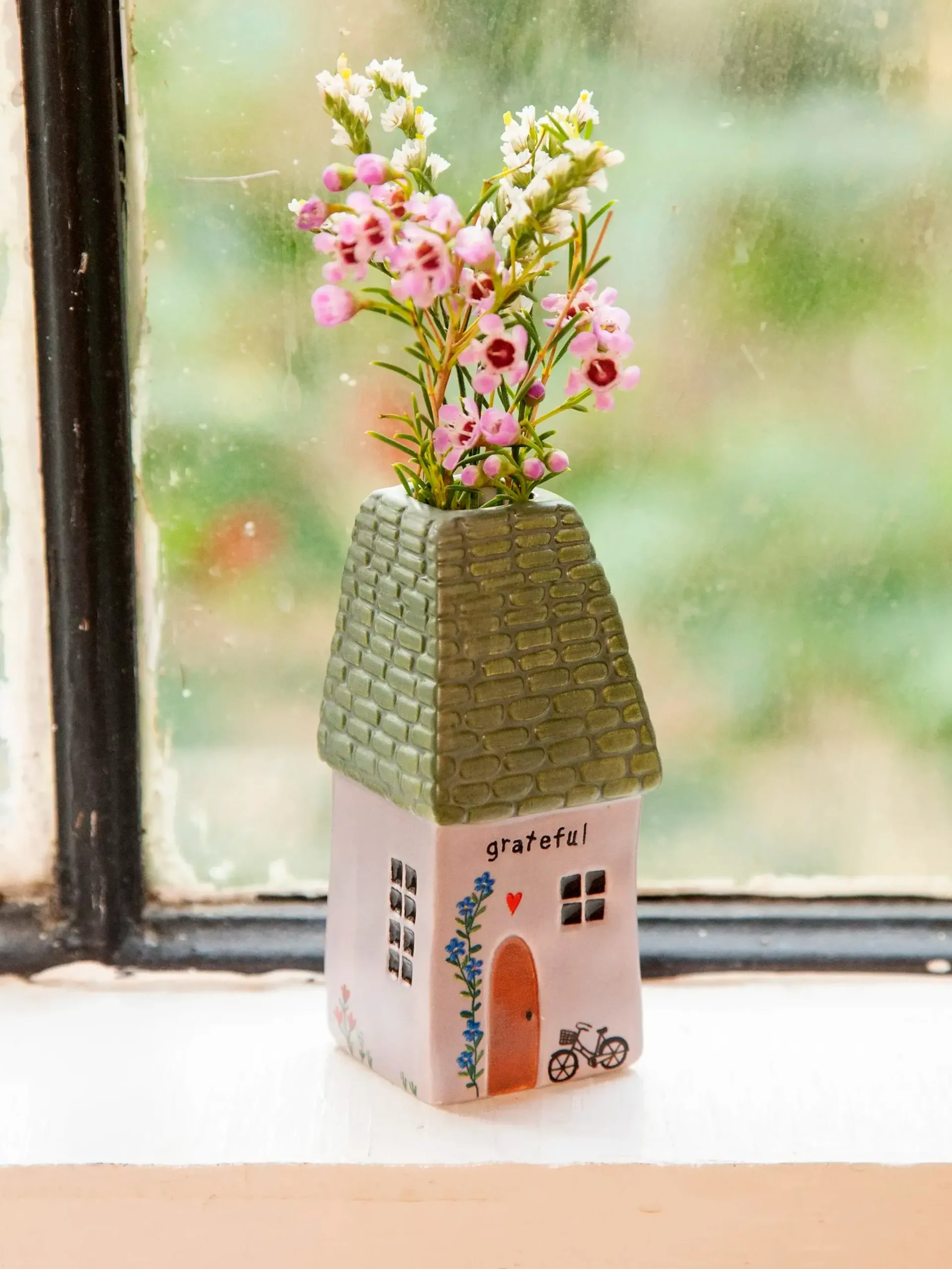 Cottage Bud Vase - Grateful