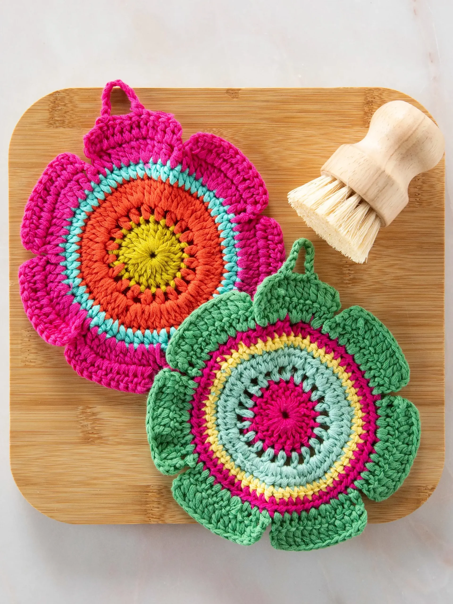 Daisy Crochet Dishcloths, Set of 2 - Multicolored
