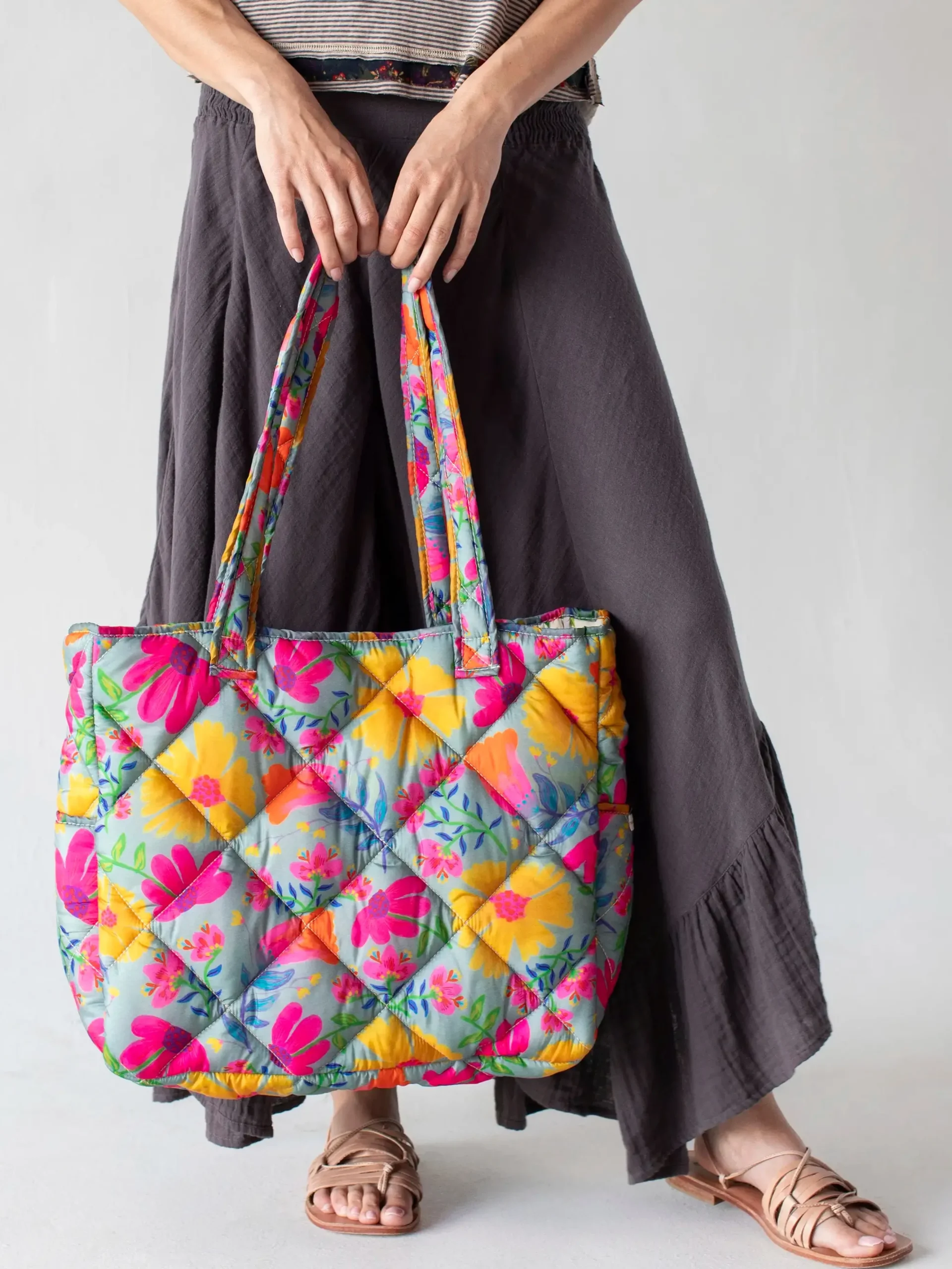 Reversible Puffy Tote Bag - Large Dusty Blue Floral