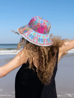 Sandy Days Bucket Hat - Teal Folk Flower